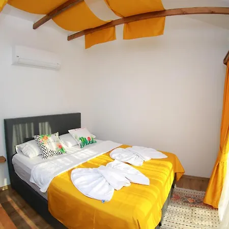 Feriehus Tiny House Cactus Soeguet *